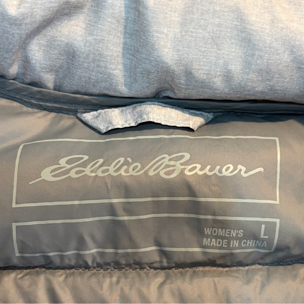 Eddie Bauer Women's CirrusLite Down Vest, Lt Gray Regular L - Picture 5 of 10
